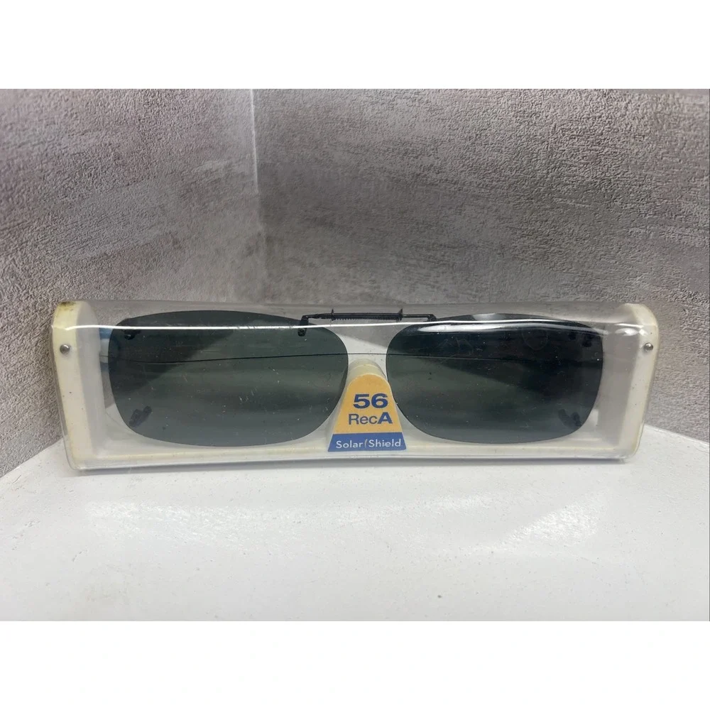 Solar Shield Polarized Clip On Sunglasses (56 REC A) With Case